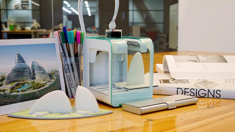 Only $99 on Indiegogo Now: The PocketMaker Fits in Your Hand, 3D Prints Like a Pro