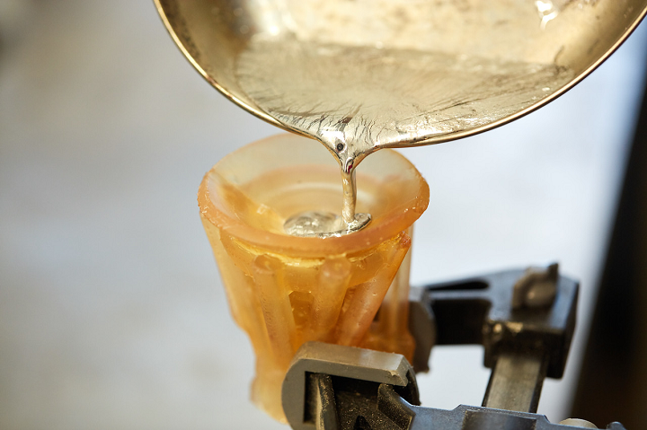 Formlabs Explains How to Use 3D Printed Pewter Casting Molds to Make Full Metal Miniatures