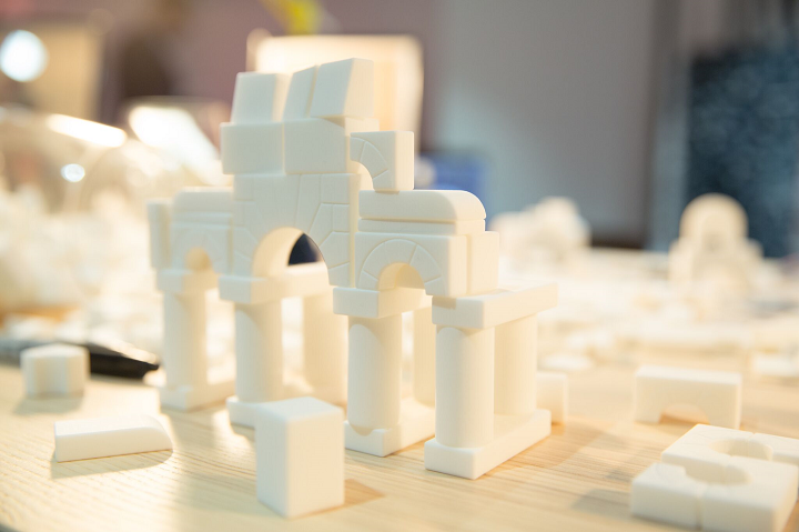 Release Your Inner Child and Play with 3D Printed Replicas of Einstein's Building Blocks